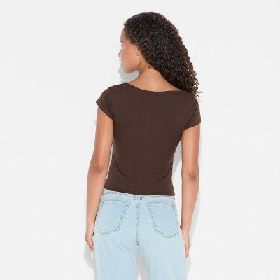Women's Slim Fit Short Sleeve Square Neck T-Shirt - L