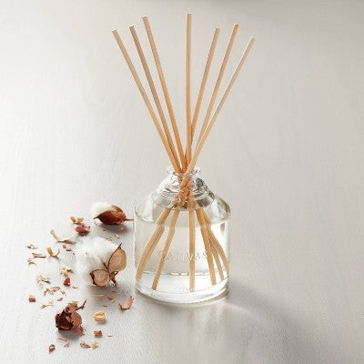 11.83 fl oz Canvas Oil Reed Diffuser - Hearth & Hand with Magnolia: Glass Bottle, Fresh Linen Scent, No Flame Needed