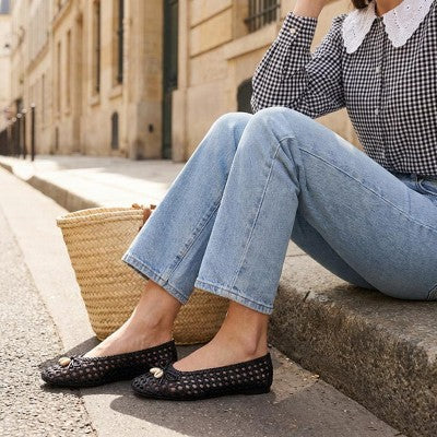 CUSHIONAIRE Witty Ballet Flats for Women, Black 9.5