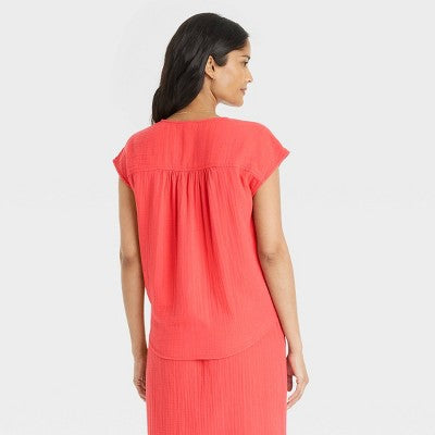 Women's Short Sleeve Blouse - Universal Thread Coral Red M