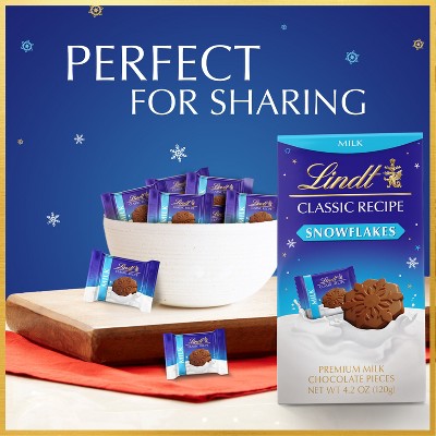 Lindt Milk Christmas Candy Snowflake Chocolate Bag - 4.2oz