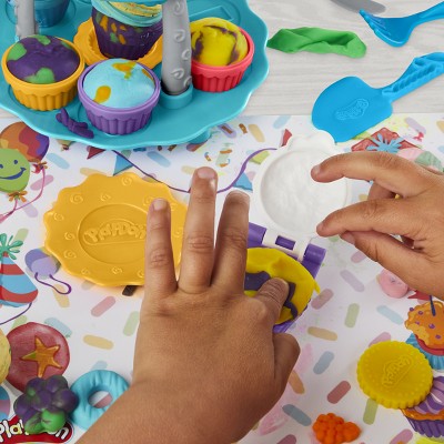Play-Doh Cupcake Tower Playset