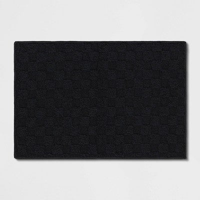 1'8"x2'6" Tufted Rug Black - Room Essentials