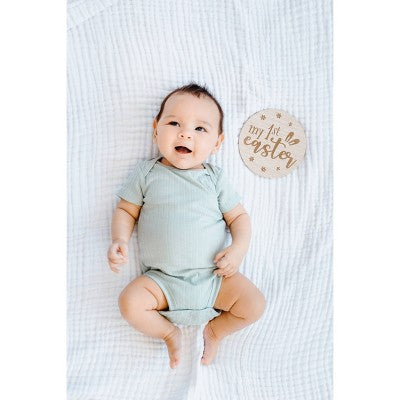 Pearhead Wooden Photo Card - Natural Wood - Baby's First Easter Gift