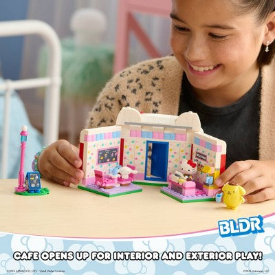 Hello Kitty and Friends Hello Kitty's Dream Cafe Building Set with Hello Kitty, Cinnamoroll, and Pompompurin Minifigures