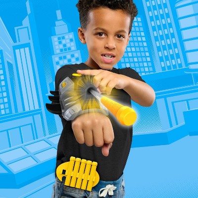 DC Comics Batman Ultimate Gauntlet Launcher