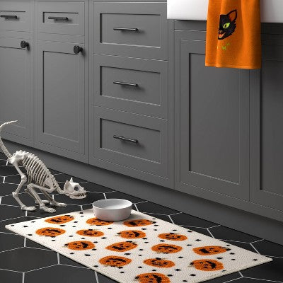 1'6"x2'5" Halloween Rectangle Tufted Kitchen Rug Pumpkins - Threshold