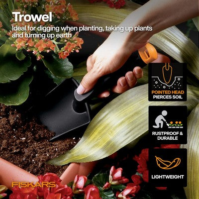 Fiskars Lightweight Garden Soil Trowel Tool