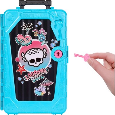 Monster High Skulltimate Secrets Gore-geous Oasis Playset, Lagoona Blue Doll and Accessories