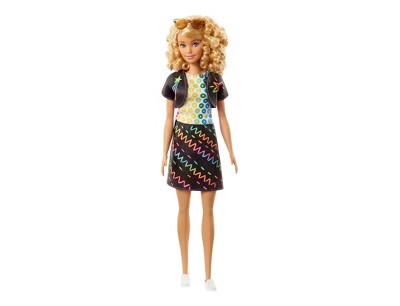 Barbie Crayola Rainbow Design Fashion Set #2