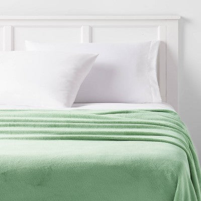 Full/Queen Plush Blanket Sage Green - Room Essentials