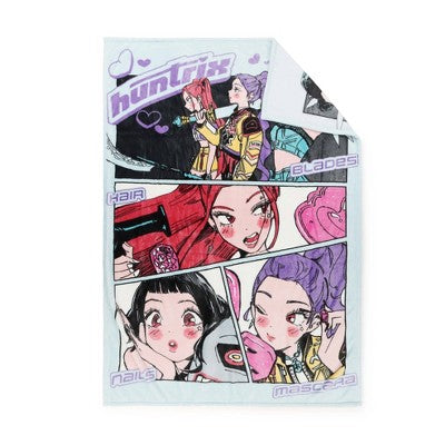 KPop Demon Hunters Nails and Mascara Throw Blanket Blue