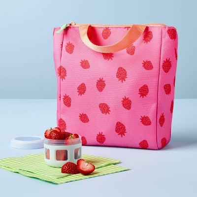 Kids' Lunch Bag Strawberry - Cat & Jack?