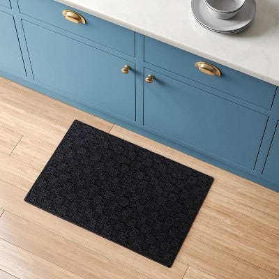 1'8"x2'6" Tufted Rug Black - Room Essentials