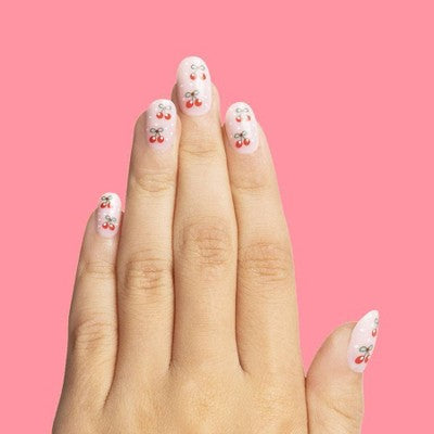 Olive & June Pressies Fake Nails - S/M Round - Cherry Whirl - 28ct