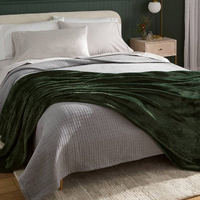 King Microplush Blanket Green - Threshold