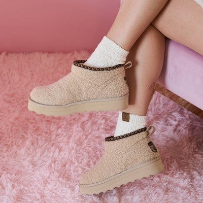 Bearpaw Women's Boot Anklet Cable Socks 2pk - Egret