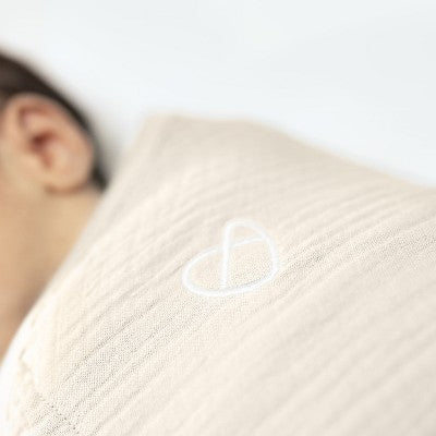 SwaddleMe by Ingenuity Original Muslin Baby Swaddle 0-3 Months - Cream