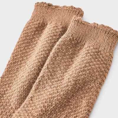 Women's Scalloped Edge Textured Super Soft Crew Boot Socks - Auden Brown 4-10