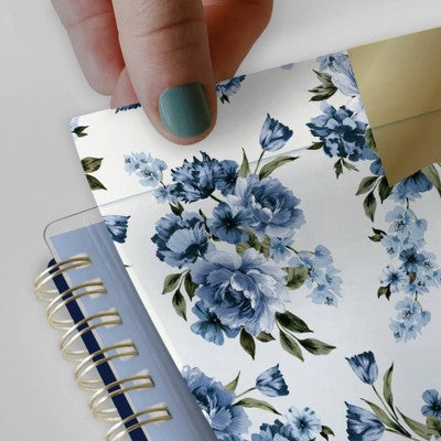 Day Designer 2024-25 Weekly/Monthly Planner 11"x8.5" Wirebound Blue Bouquet: Adult Stationery, July-June Calendar, Tabs