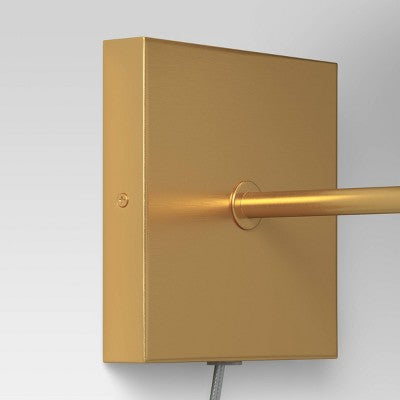 Traditional Wall Sconce Brass - Threshold