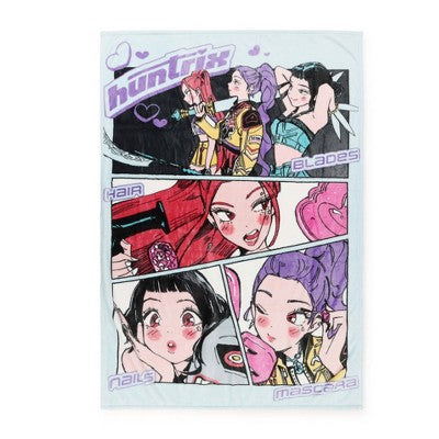 KPop Demon Hunters Nails and Mascara Throw Blanket Blue