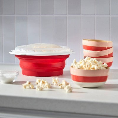 Cuisinart 10c Microwave Pop and Serve Popcorn Maker: Silicone Popcorn Popper with Clear Cover, 2.75 Kernel Capacity