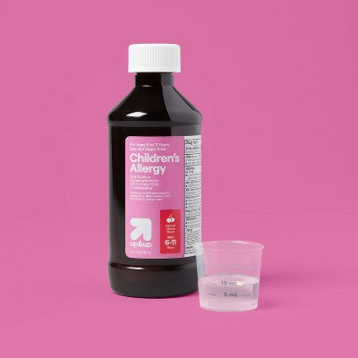 Children's Diphenhydramine HCI Allergy Relief Liquid - Cherry - 8 fl oz - up&up