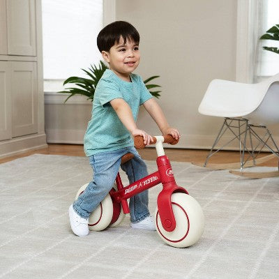 Radio Flyer Steady Start 8'' Kids' Balance Bike - Red: Steel Frame, Adjustable Seat