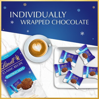Lindt Milk Christmas Candy Snowflake Chocolate Bag - 4.2oz