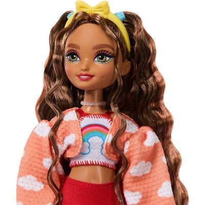 Barbie Dream Besties Teresa Roller Skating Fashion Doll with 9 Video Game Themed Accessories