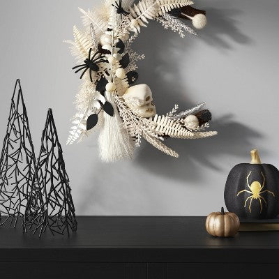 16" Halloween Greenery Wreath Moon - Hyde & EEK! Boutique: Cream, Faux Floral, Indoor Wall Decor, Unlit