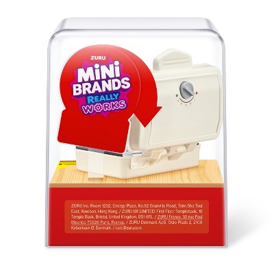 Mini Brands Magic Cook Kitchen Cup Cake Maker