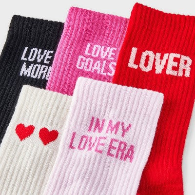 Women's Valentine's Day Ribbed 5pk Crew Socks - Assorted colors 4-10