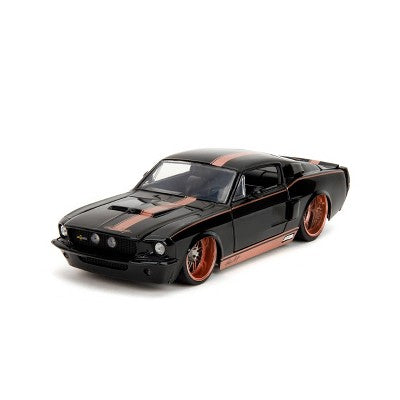 Pink Slips 1967 Shelby GT-500 Black Diecast Vehicle - 1:24 Scale