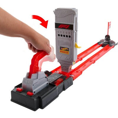 Hot Wheels Racing Formula 1 Grid Start Track Set and 2 Die-Cast F1 Cars in 1:64 Scale