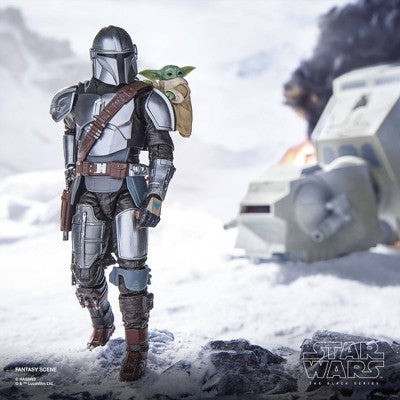 Star Wars The Black Series The Mandalorian & Grogu Deluxe Action Figure