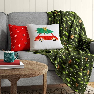 Christmas Tree Printed Plush Throw Blanket Green - Wondershop