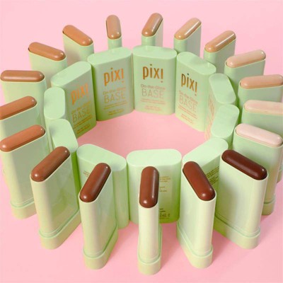 Pixi by Petra On-the-Glow BASE Foundation - Mocha - 0.6oz
