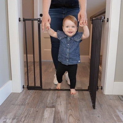 Toddleroo by North States StepSafe Auto Close Baby Gate 38" - Black (LOCAL PICKUP ONLY)