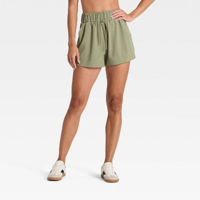 Women's Active Light High-Rise Wide Shorts 3.5" Olive Green XL