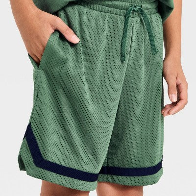 Boys' 'At the Knee' Court Active Shorts - All In Motion Dark XL