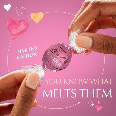 Lindt Lindor Valentine's Day Strawberries & Cream White Chocolate Truffles - 0.8oz