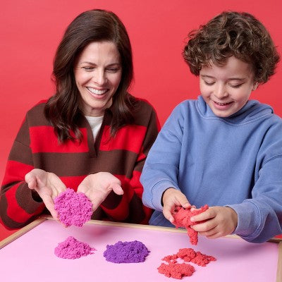 Kinetic Sand Valentine's Day Bag with 10 Pouches