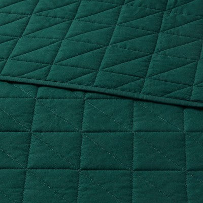 Full/Queen Microfiber Quilt Dark Green - Room Essentials