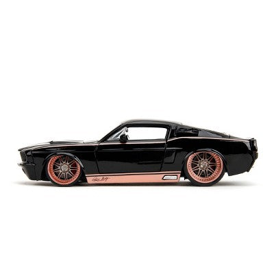 Pink Slips 1967 Shelby GT-500 Black Diecast Vehicle - 1:24 Scale