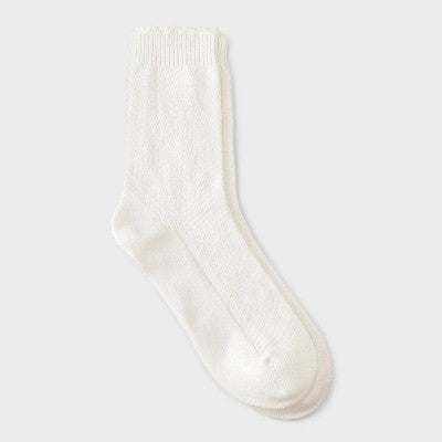 Women's Scalloped Edge Textured Super Soft Crew Boot Socks - Auden Ivory 4-10