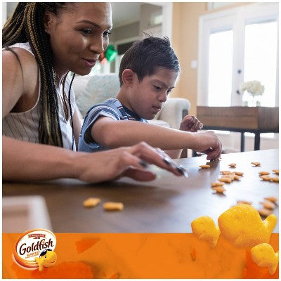 Goldfish Cheddar Cheese Crackers Bag - 6.6oz: No Artificial Preservatives, No High Fructose Corn Syrup, Oven Baked
