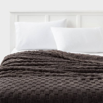 Twin/Twin Extra Long Checkered Jacquard Plush Blanket Gray - Room Essentials