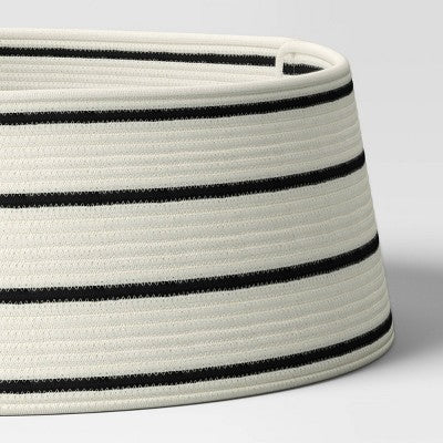26" Rope Roll-up Christmas Tree Collar Black/White - Wondershop